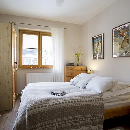 Apart-center Pod Orlem Apartamento